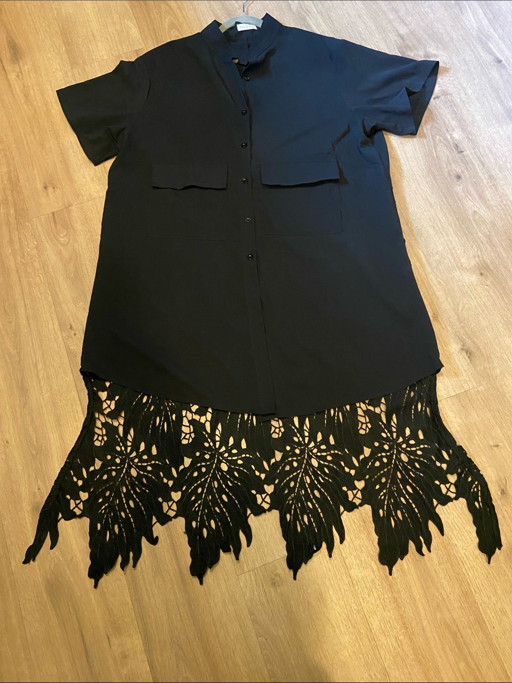 Ellazhu Avant-Garde Oversized Black Short Sleeve‎ Back Lace Hem Shirt Dress OS